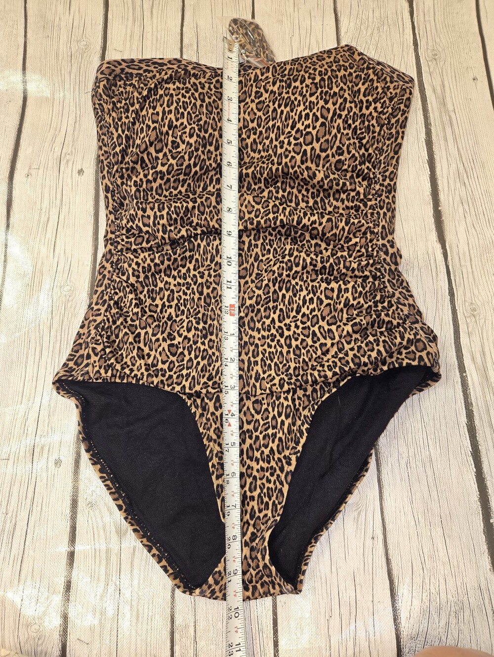Tommy Bahama L1023 Women's Animal Print Bandeau One Piece Swimsuit Size 8 - Picture 4 of 5